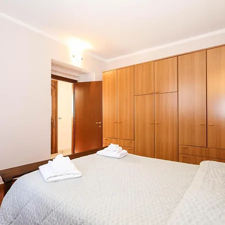 Casa Margherita Bagnella - *