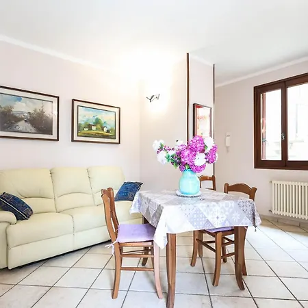 Apartment Casa Margherita Bagnella - *